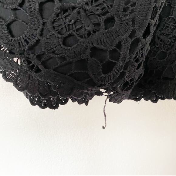 Aqua Sleeveless Black Lace Romper Size Medium - Picture 5 of 9